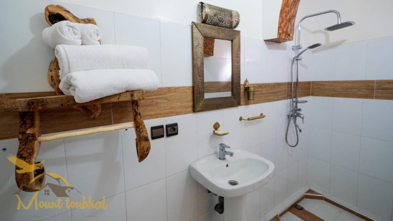 Mount Toubkal Lodge Имлил Екстериор снимка